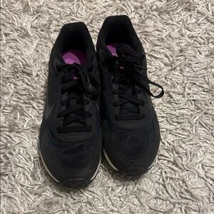 Nike Airmax 8.5 Women's Sneakers